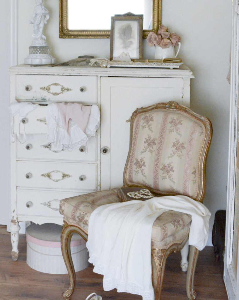 How to Regain and Relive the Age-old Charm of Antique Furniture