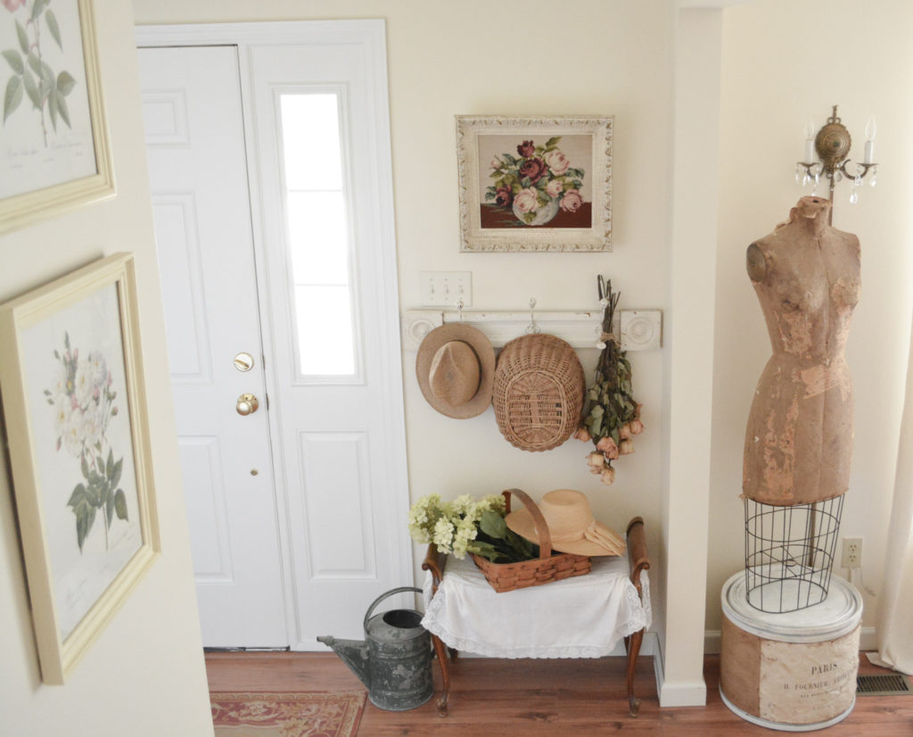 cottage style entryway