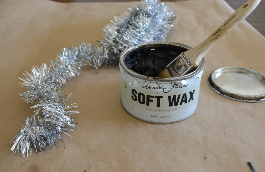 antiquing tinsel garland for a vintage look