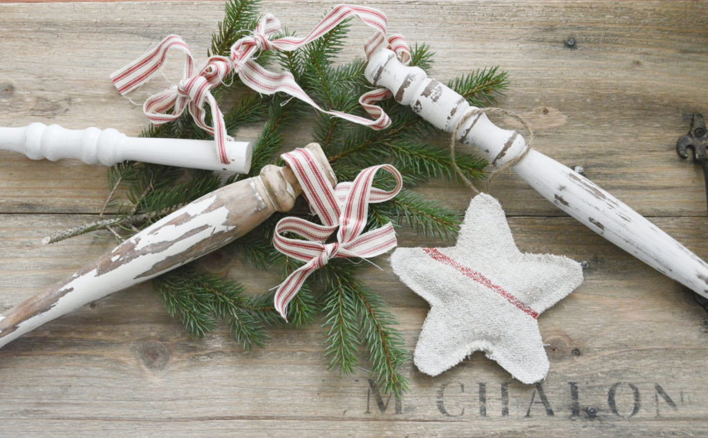 Chippy spindle ornaments and a DIY grain sack star ornament