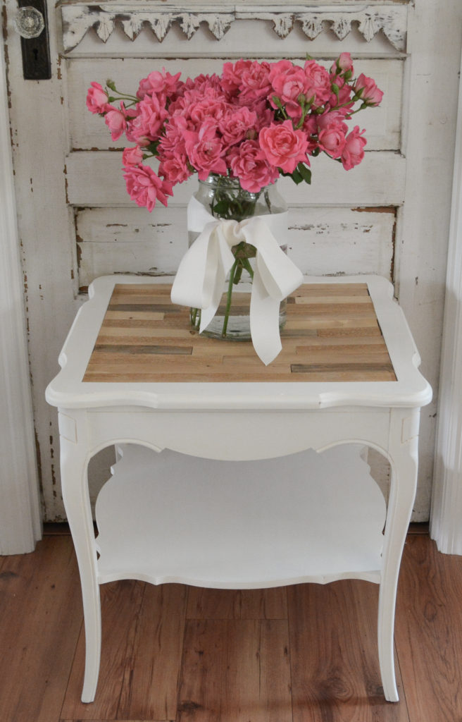 A table makeover with a reclaimed wood look top