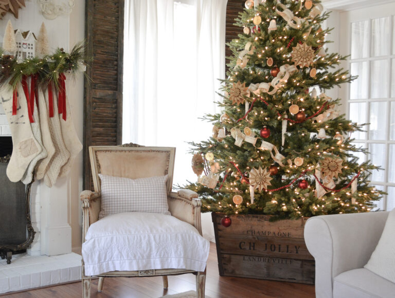 How To Decorate Cottage Style For Christmas - Janet Clark at Home